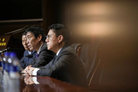 亚洲国产欧美久久香综合